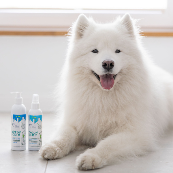 VET EXPERT Detox Care Pure White Shampoo - szampon dla psów i kotów z jasną sierścią 250 ml